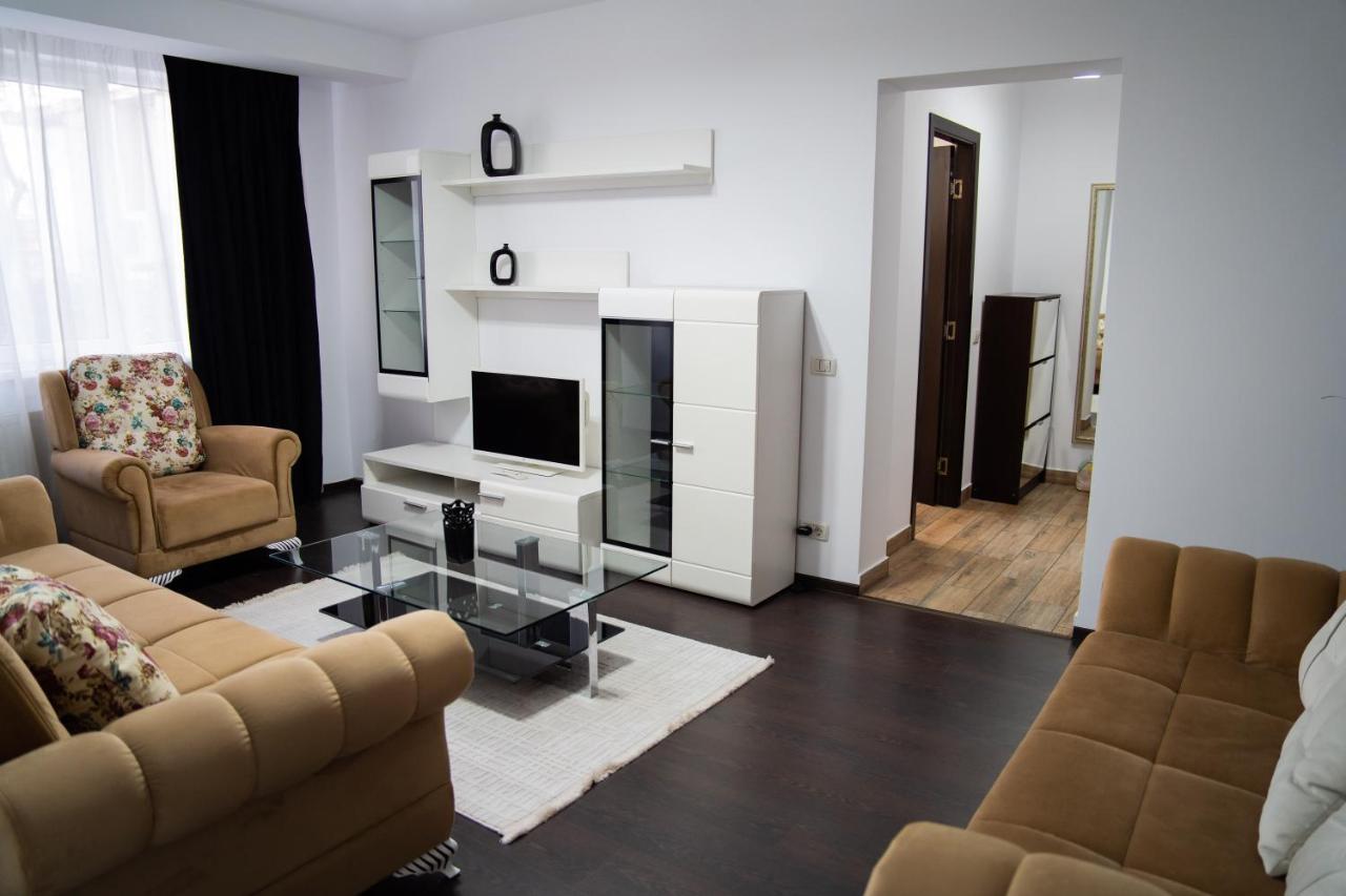 Ultracentral Golden Apartament 2 Suceava Ngoại thất bức ảnh