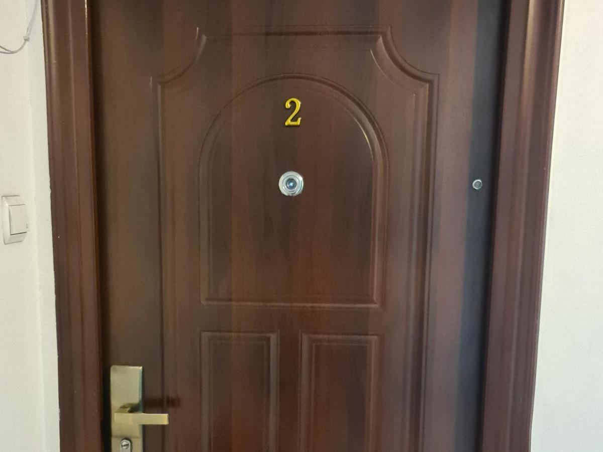 Ultracentral Golden Apartament 2 Suceava Ngoại thất bức ảnh